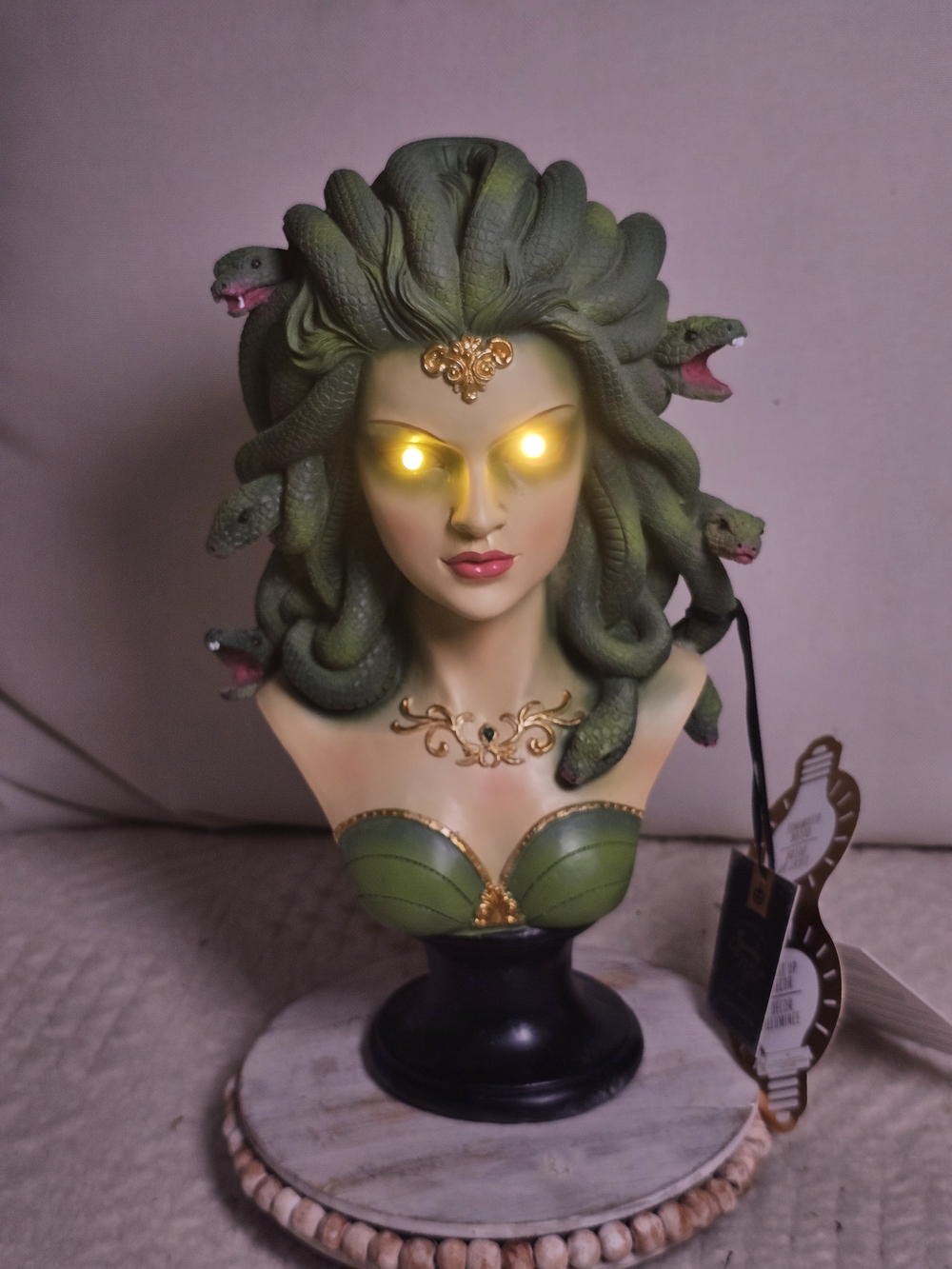 Medusa Bust Hair Sculpture - Green Decorative Hair Figurine Led Halloween - Picture 2 of 10